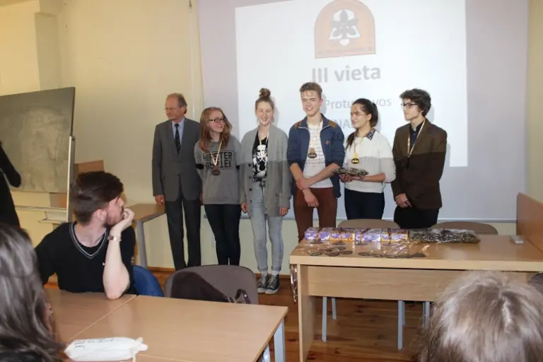 Sveikiname 2014 – 2015 metų sezono „JJG Protų kovų“ finalo nugalėtojus!